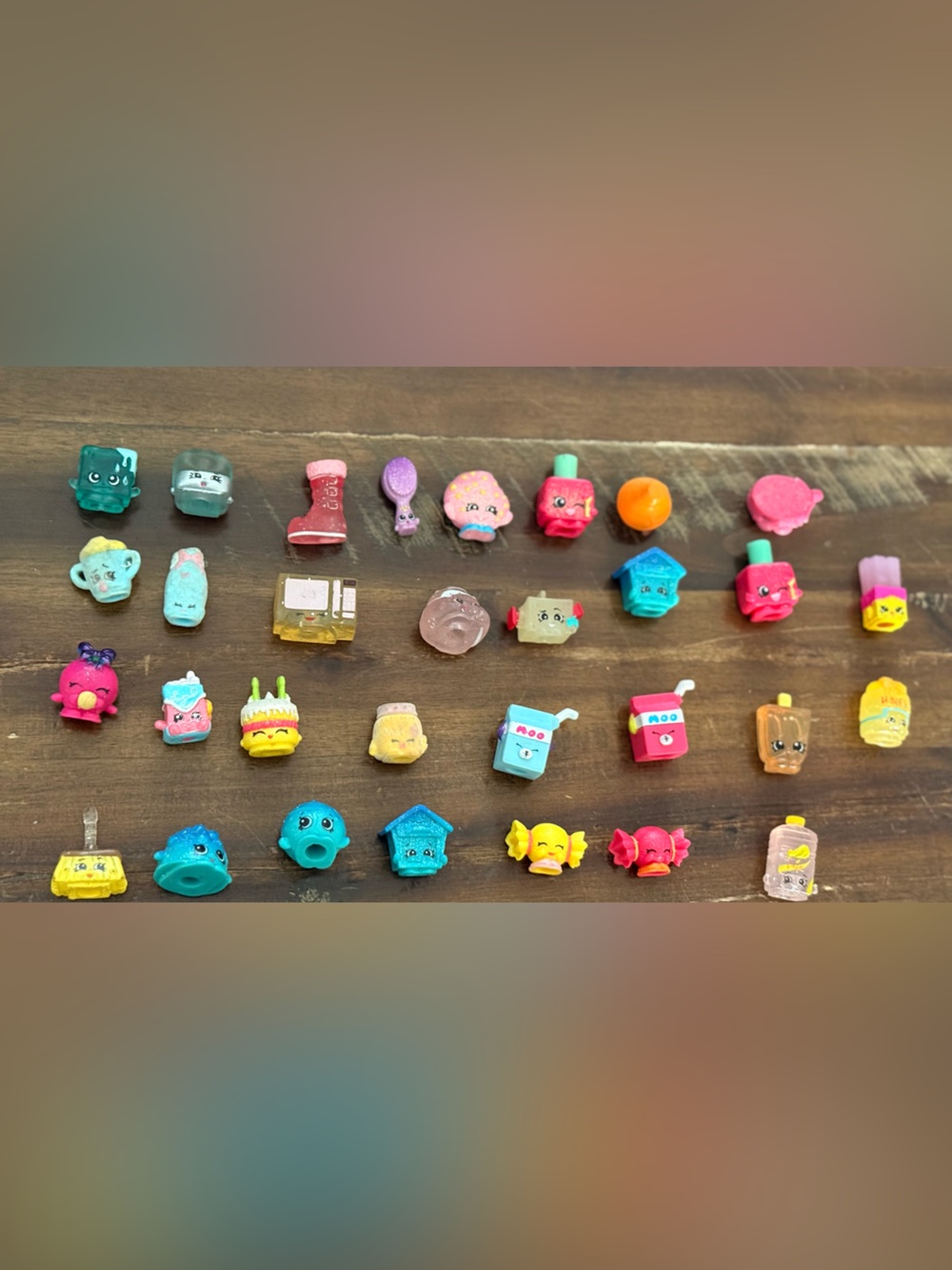 Shopkins Collectible Mini Figures - Assorted Colors ALL RARE SHOPKINS!!